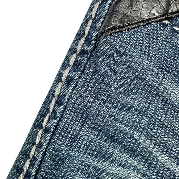 Vintage Y2K Grunge Straight Leg Mid-Rise Dark Wash Feathered Jeans 14 Leather - Picture 10 of 16